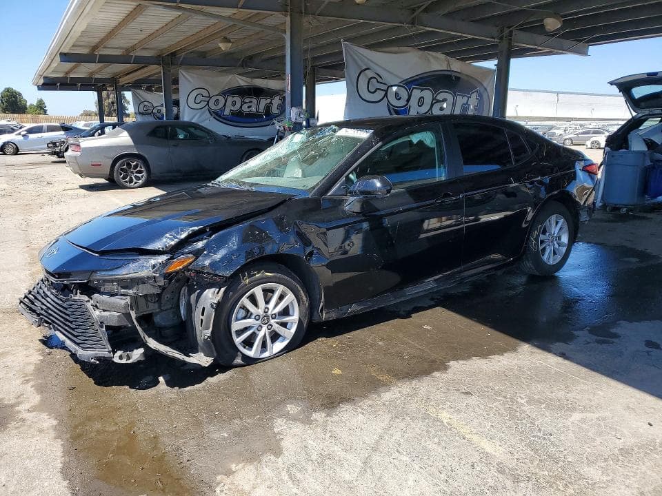 2025 TOYOTA CAMRY LE - 1