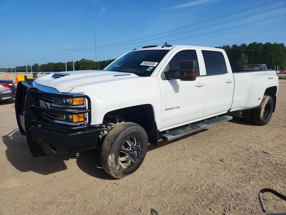 2018 CHEVROLET SILVERADO K3500 LT - 1