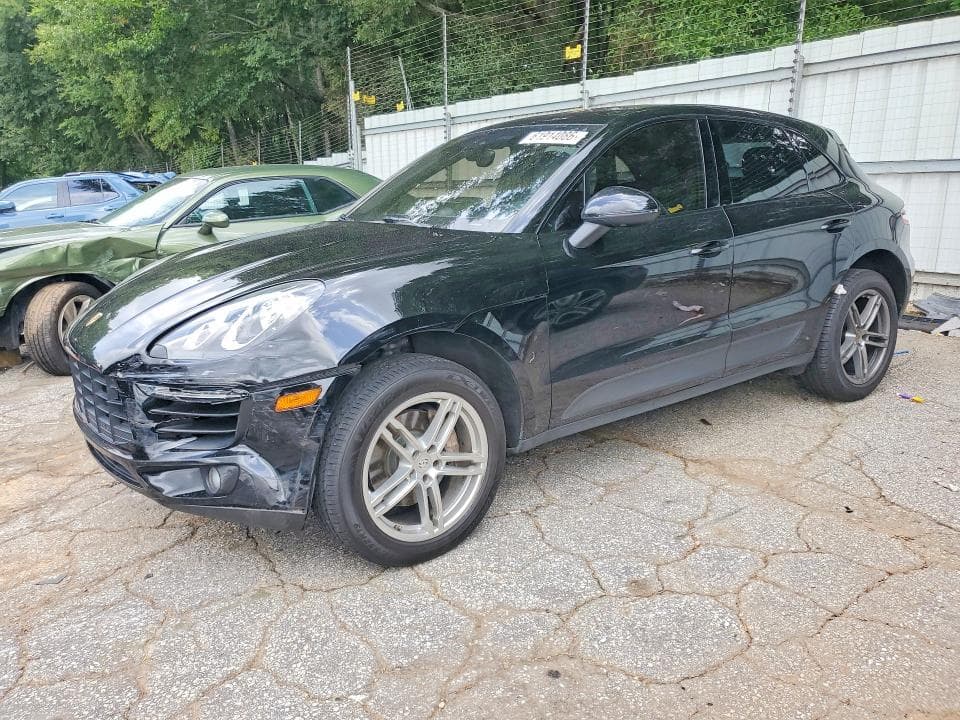 2017 PORSCHE MACAN - 1