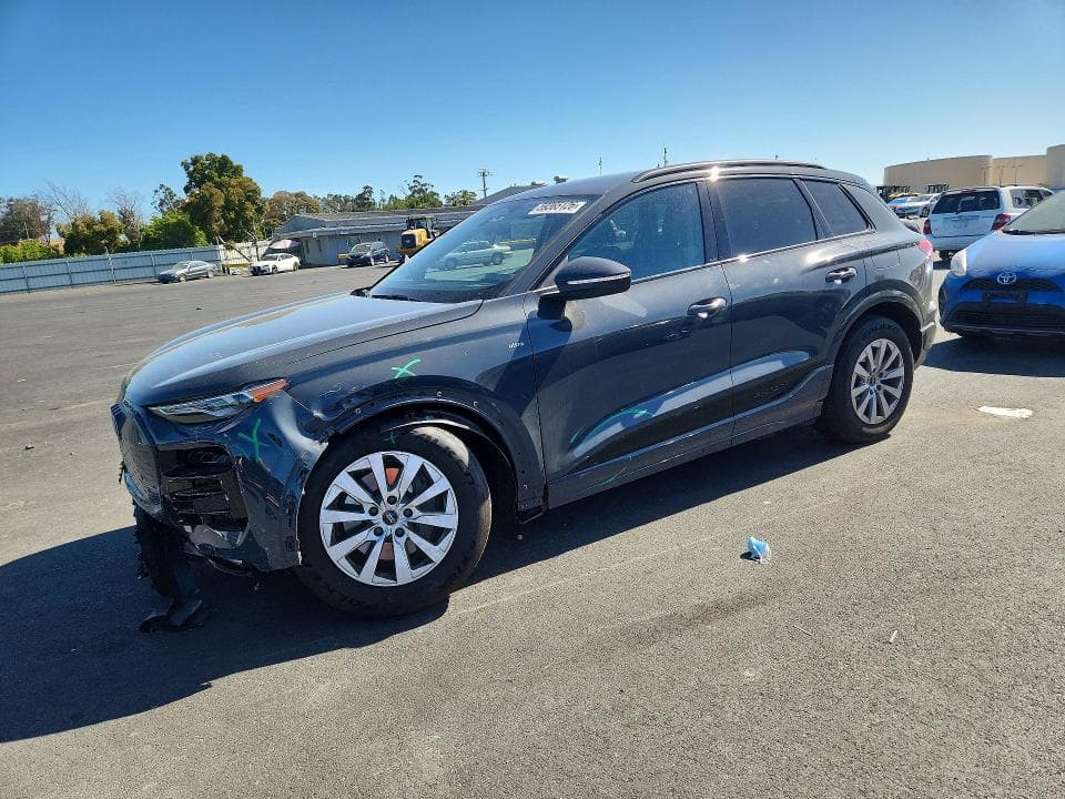 2025 AUDI Q6 E-TRON - 1