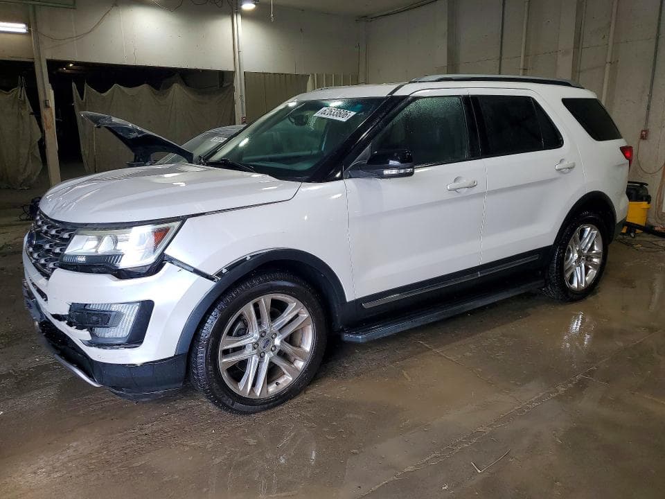 2017 FORD EXPLORER XLT - 1