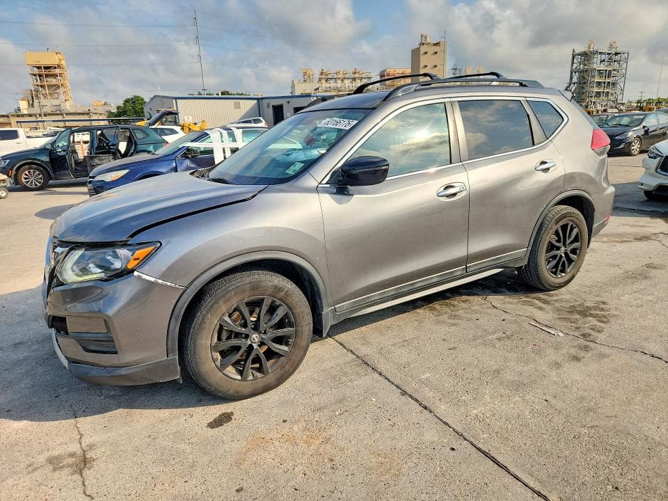2017 NISSAN ROGUE SV - 1