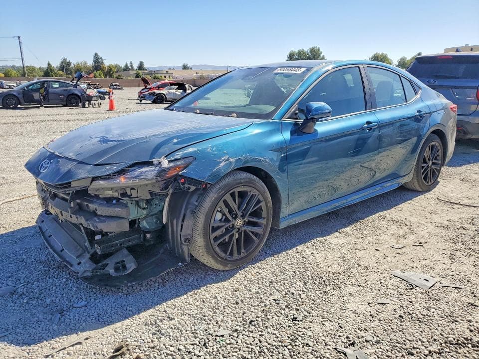 2026 TOYOTA CAMRY SE - 1