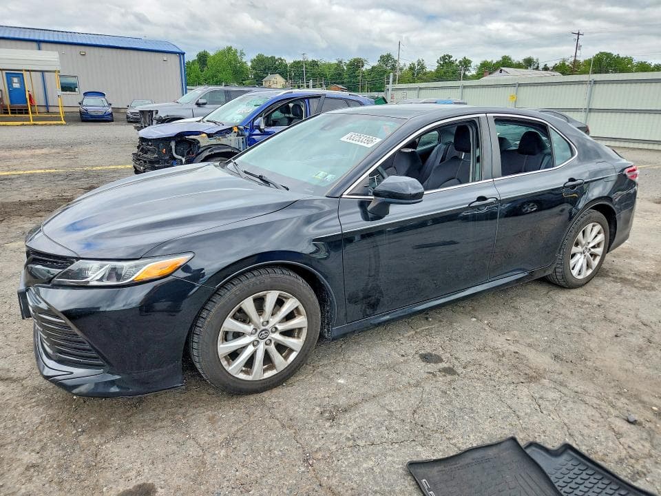 2020 TOYOTA CAMRY LE - 1