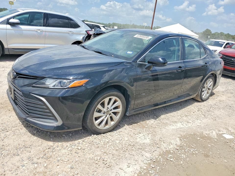 2024 TOYOTA CAMRY LE - 1