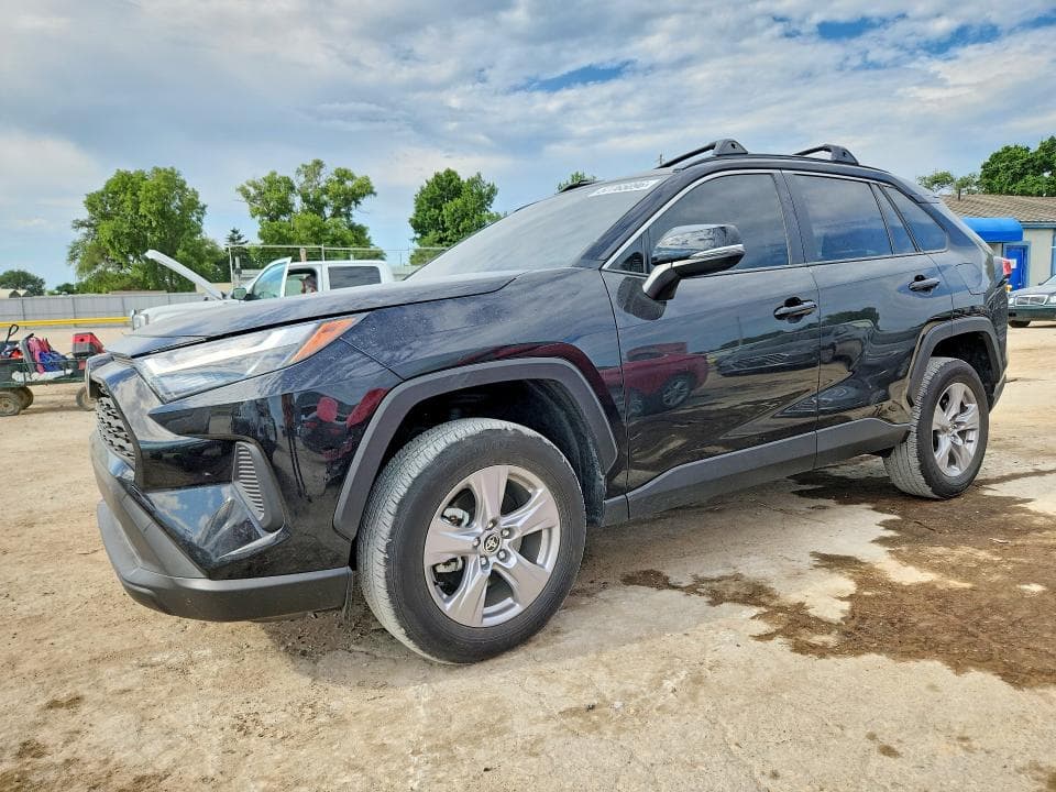 2025 TOYOTA RAV4 XLE - 1