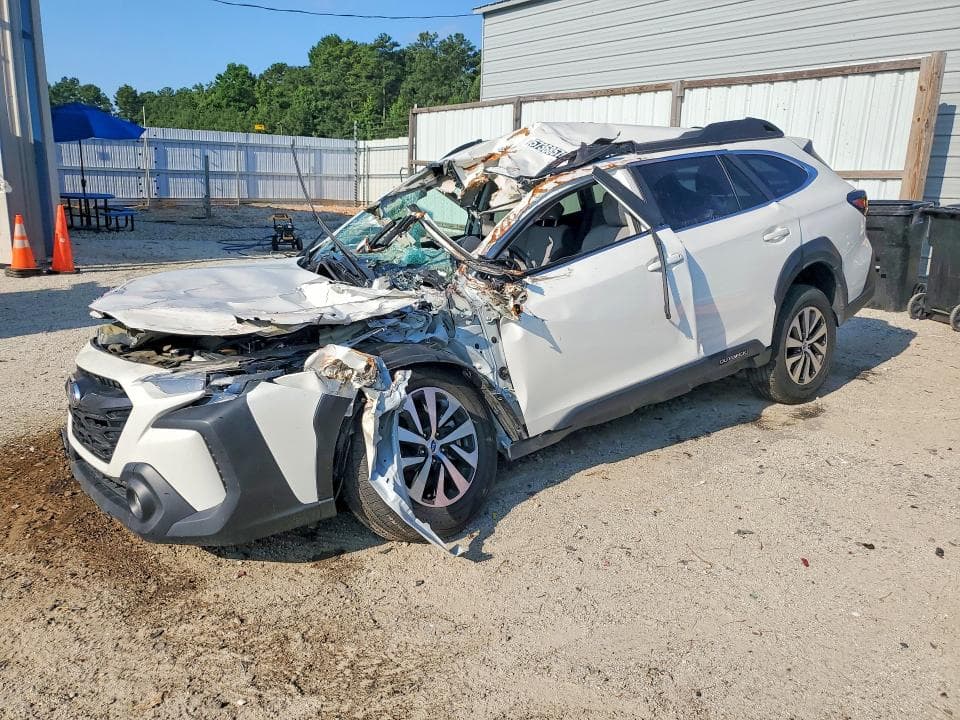 2023 SUBARU OUTBACK PREMIUM - 1