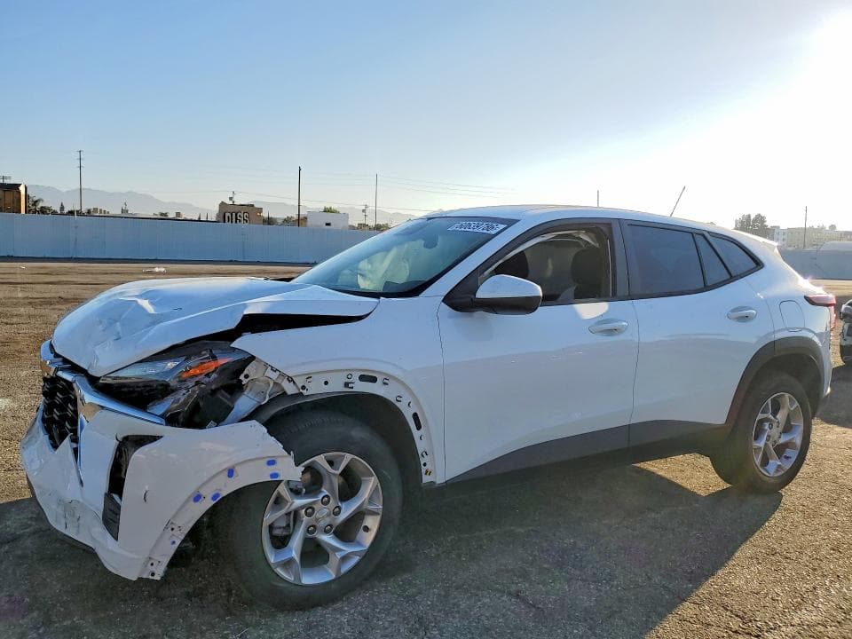2024 CHEVROLET TRAX LS - 1