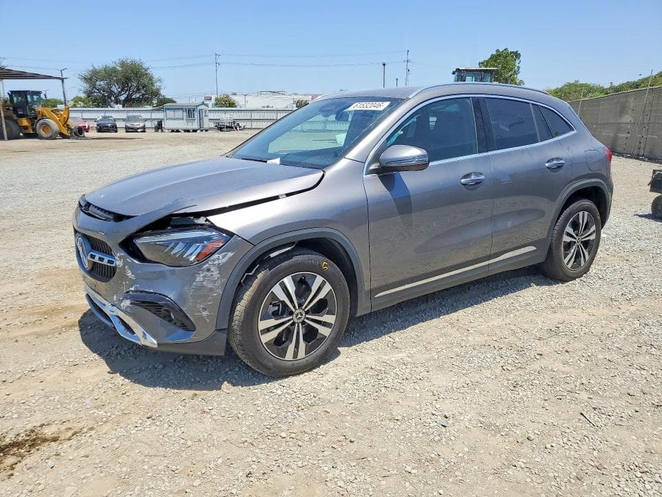 2025 MERCEDES-BENZ GLA 250 - 1