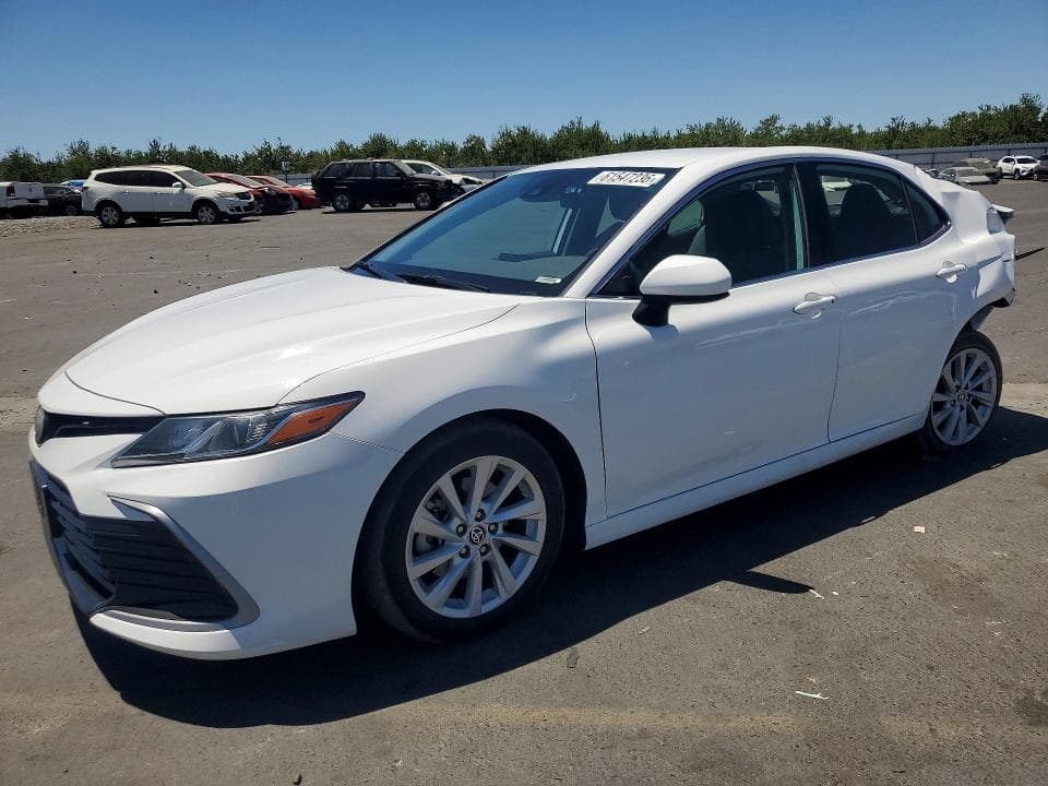 2022 TOYOTA CAMRY LE - 1