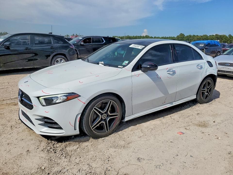 2020 MERCEDES-BENZ A 220 4MATIC - 1