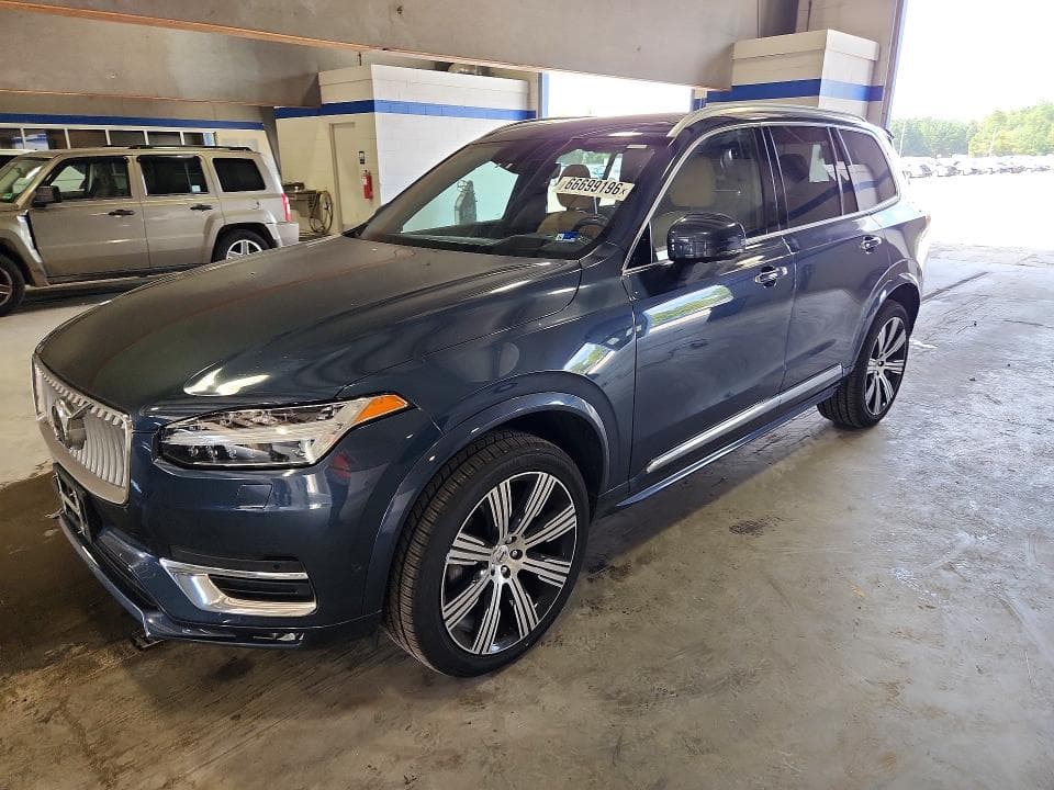 2022 VOLVO XC90 T6 INSCRIPTION - 1