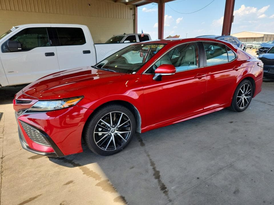2022 TOYOTA CAMRY SE - 1