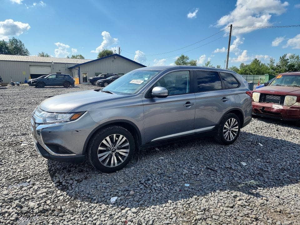 2020 MITSUBISHI OUTLANDER SE - 1