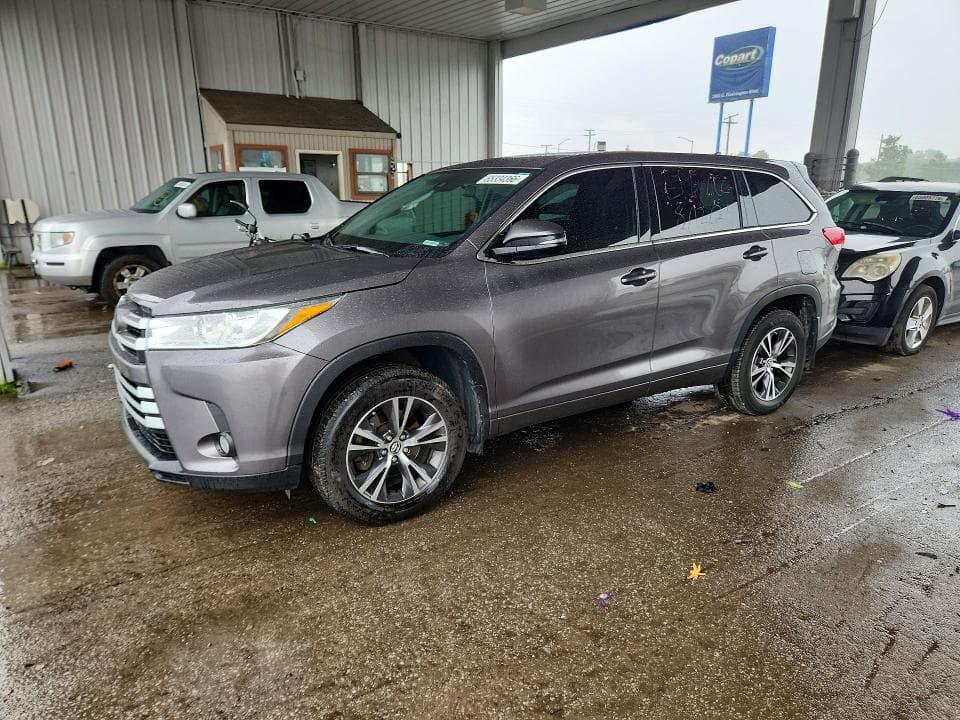 2018 TOYOTA HIGHLANDER LE PLUS - 1