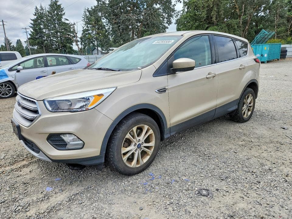 2017 FORD ESCAPE SE - 1