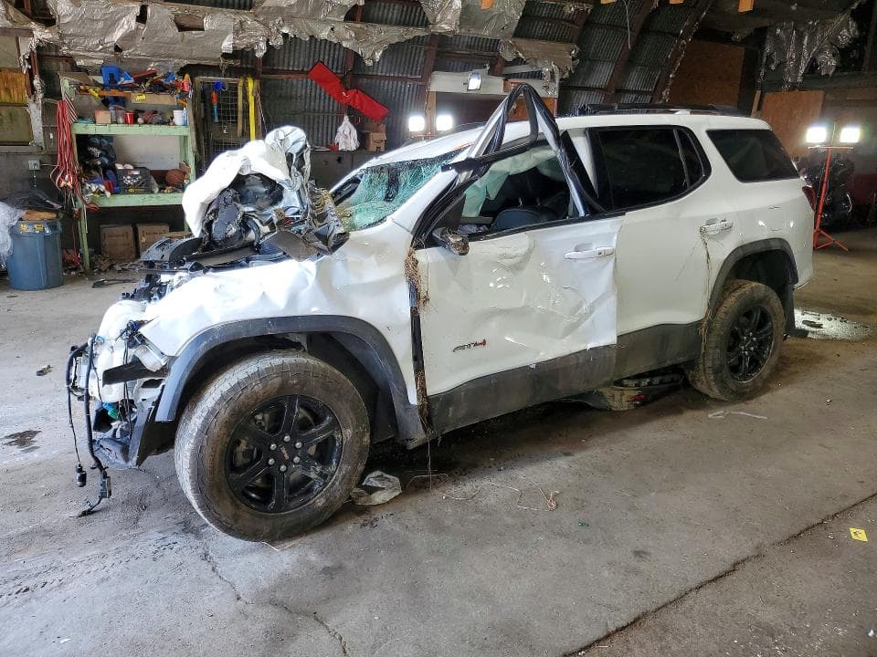 2022 GMC ACADIA AT4 - 1