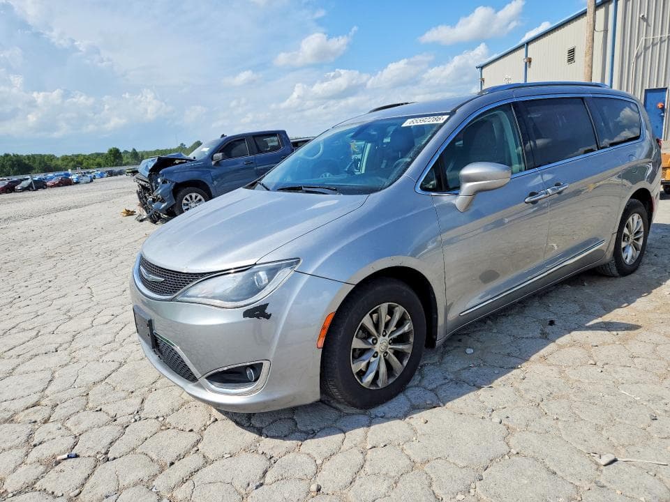 2018 CHRYSLER PACIFICA TOURING L - 1