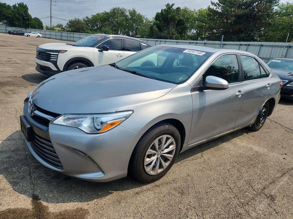 2017 TOYOTA CAMRY LE - 1