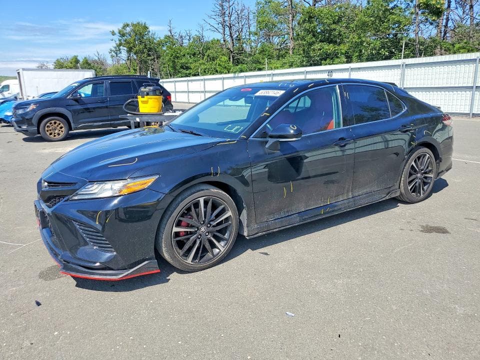 2019 TOYOTA CAMRY XSE - 1