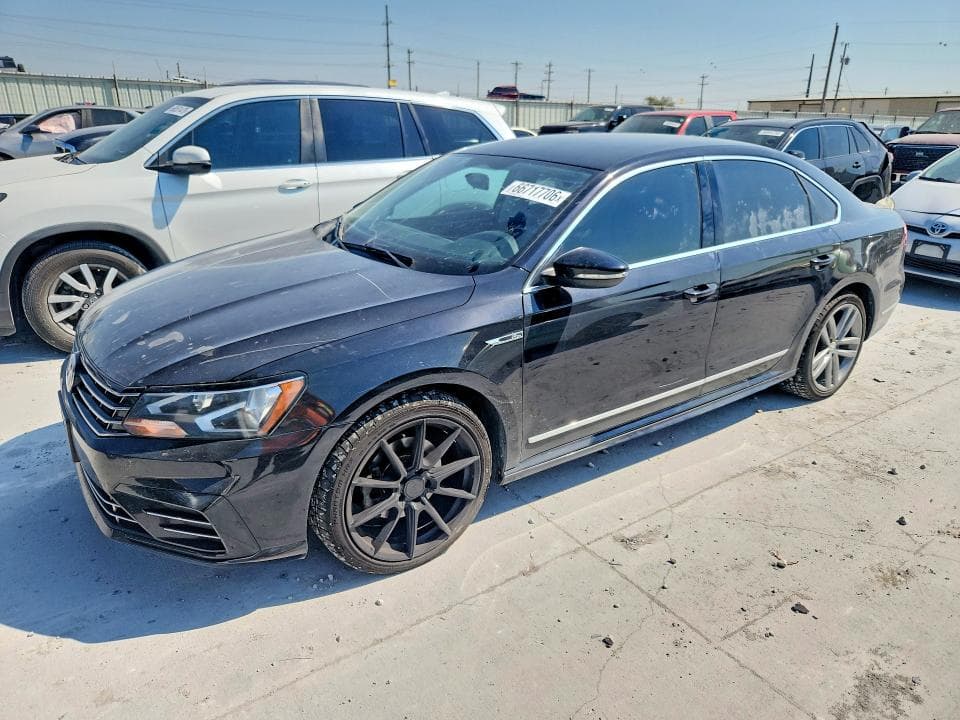 2017 VOLKSWAGEN PASSAT R-LINE - 1