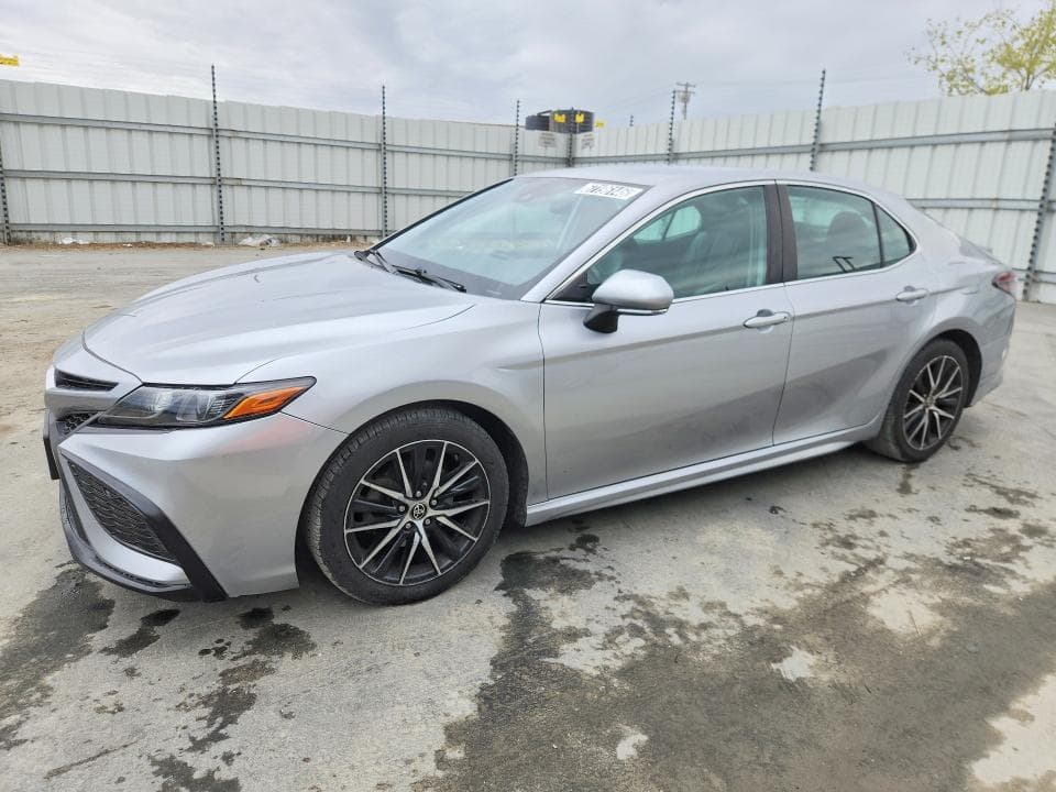 2022 TOYOTA CAMRY SE - 1