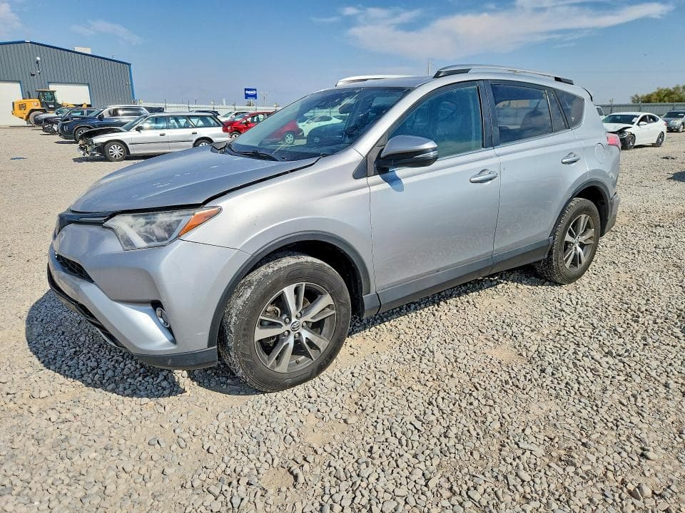 2018 TOYOTA RAV4 XLE - 1