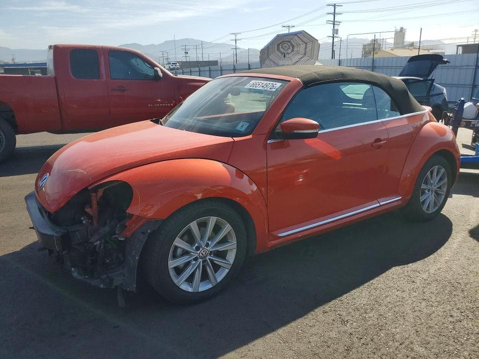 2018 VOLKSWAGEN BEETLE S - 1