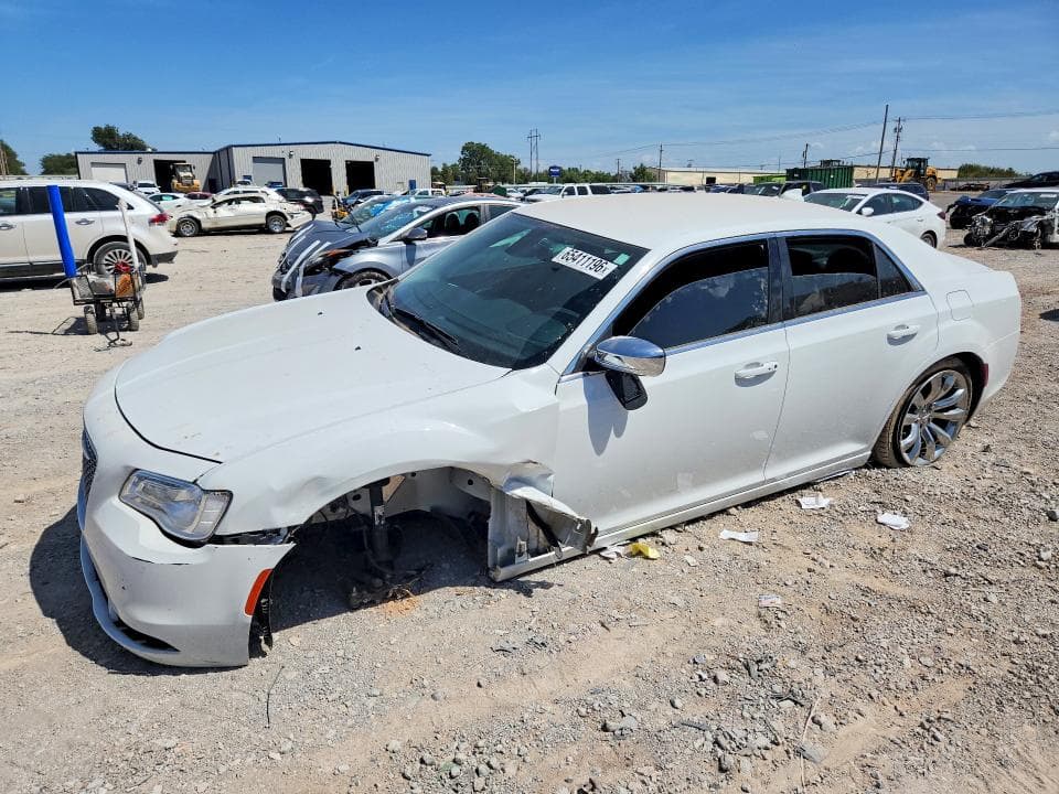 2019 CHRYSLER 300 TOURING - 1