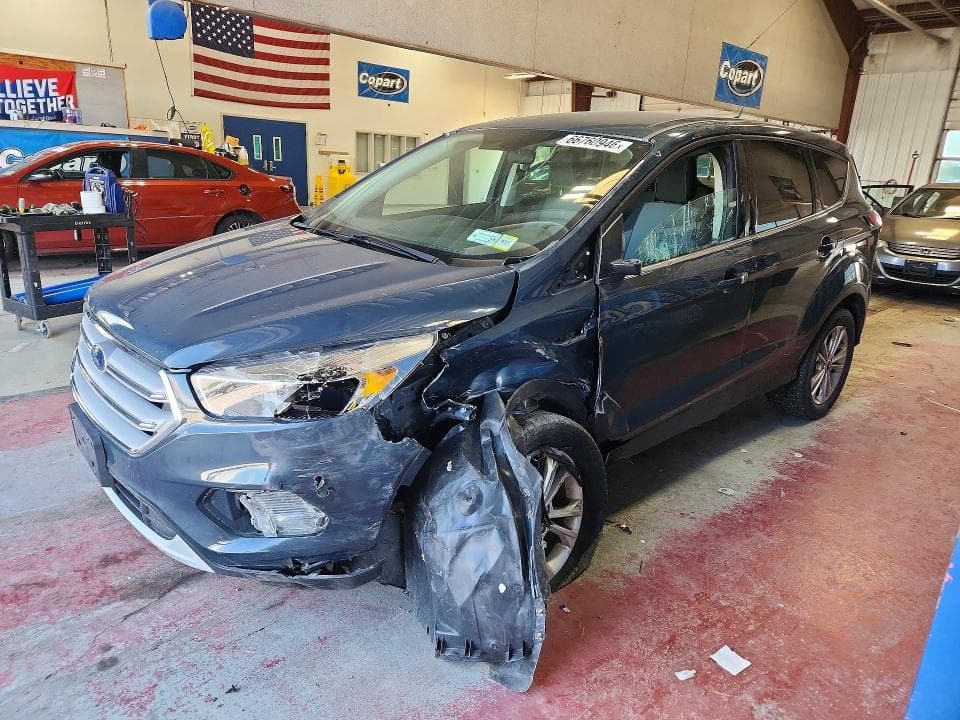 2019 FORD ESCAPE SE - 1