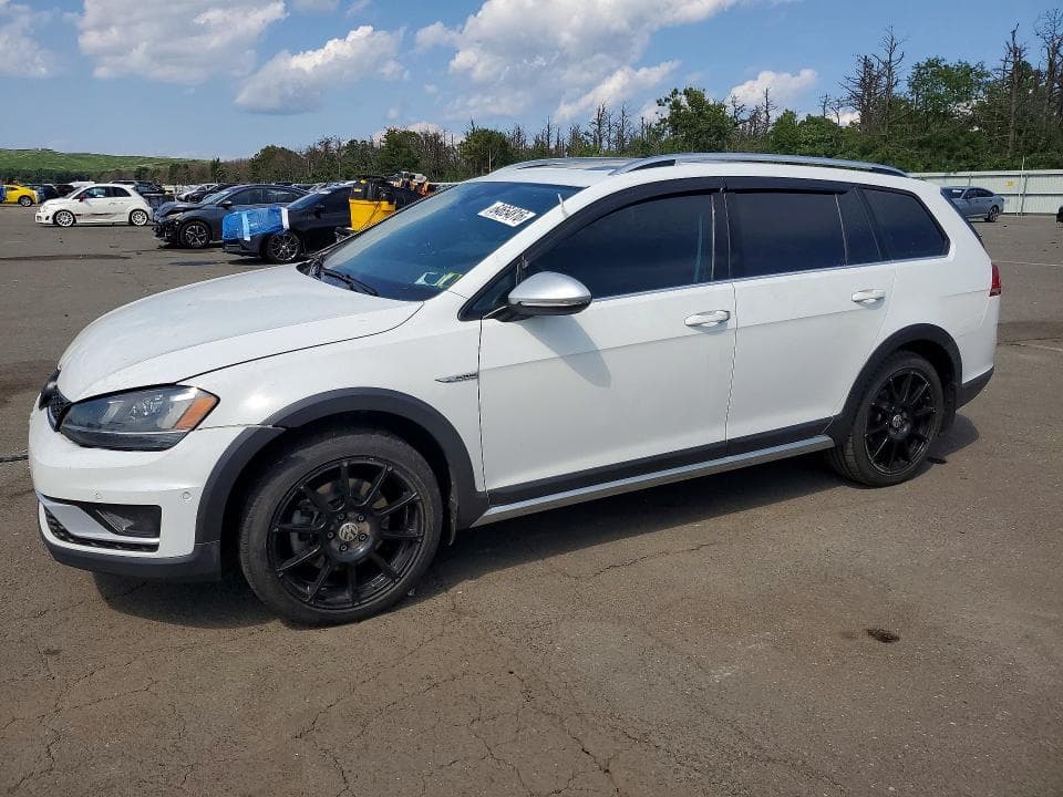 2017 VOLKSWAGEN GOLF ALLTRACK S - 1
