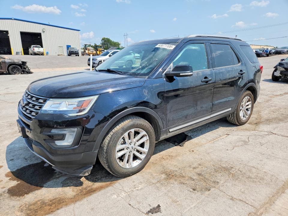 2017 FORD EXPLORER XLT - 1