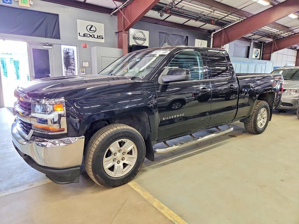 2017 CHEVROLET SILVERADO K1500 LT - 1