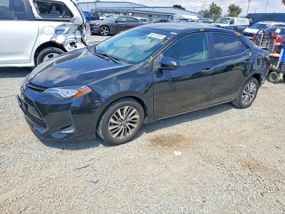 2017 TOYOTA COROLLA XLE - 1