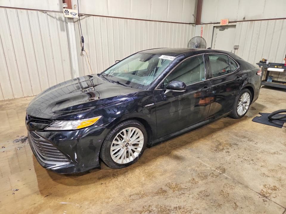 2019 TOYOTA CAMRY HYBRID XLE - 1