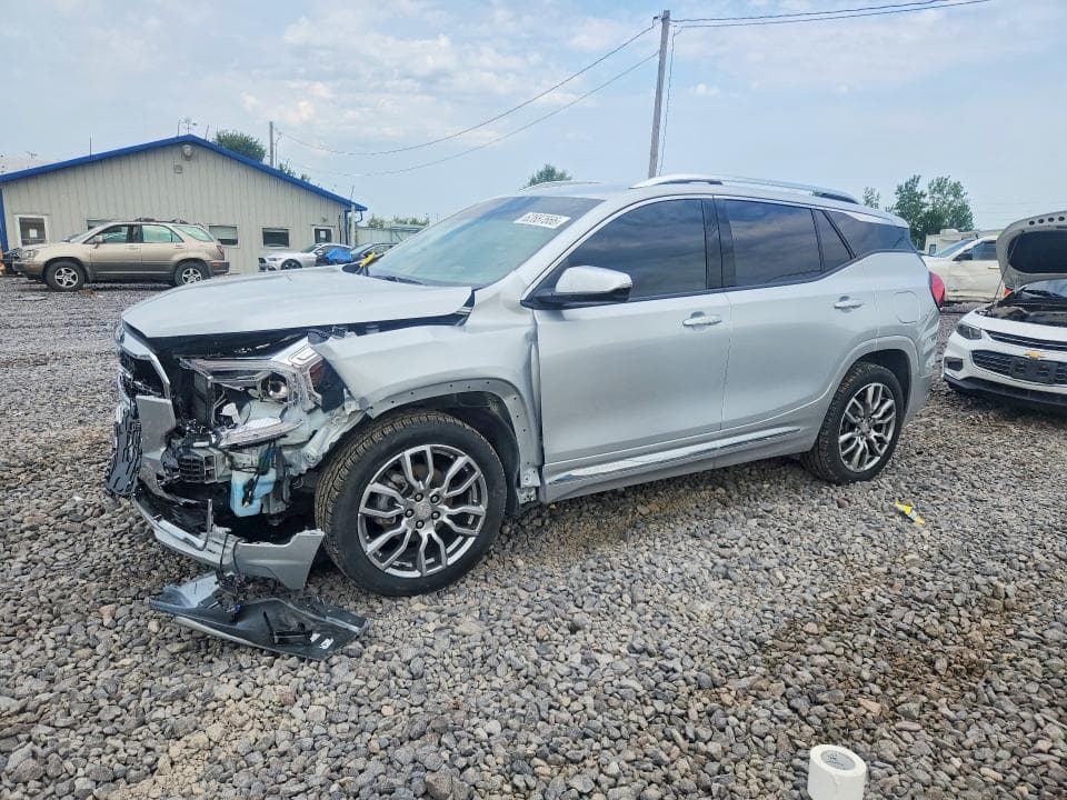 2022 GMC TERRAIN DENALI - 1