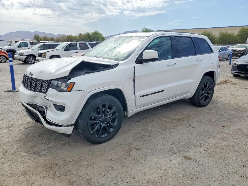 2019 JEEP GRAND CHEROKEE LAREDO - 1