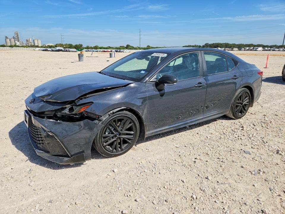 2025 TOYOTA CAMRY SE - 1
