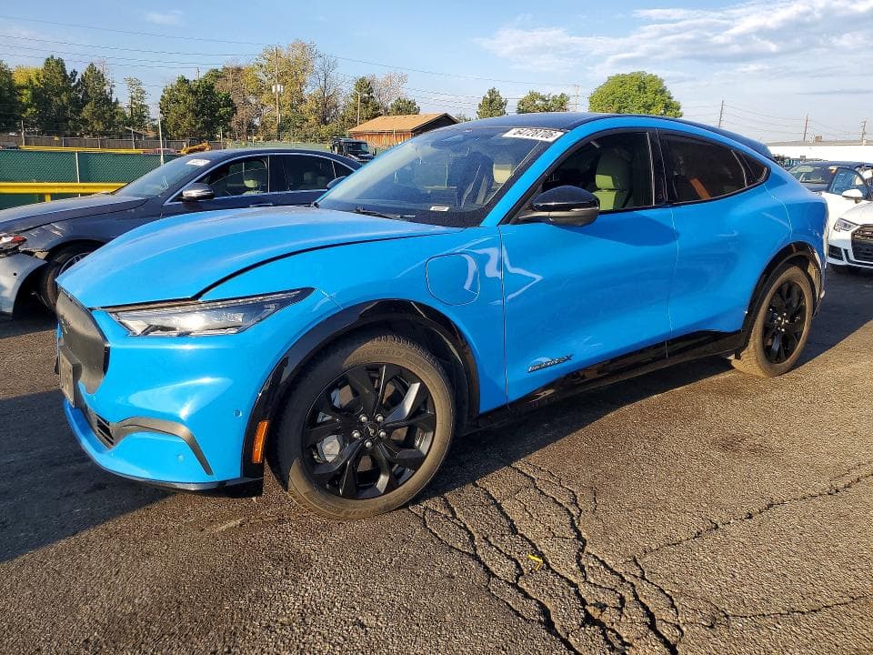 2023 FORD MUSTANG MACH-E PREMIUM - 1