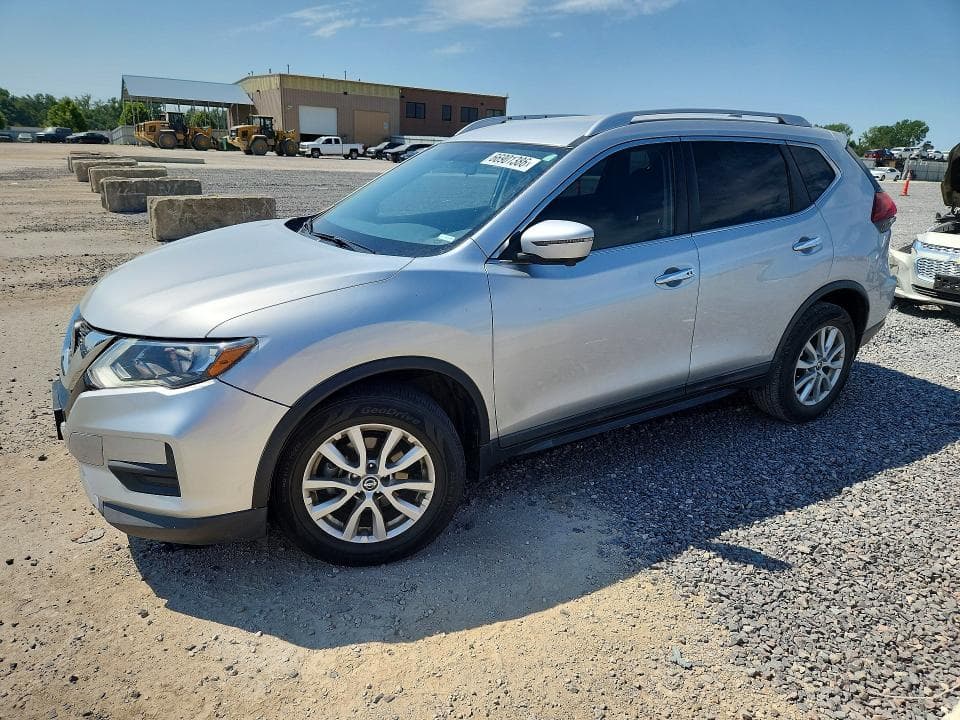 2018 NISSAN ROGUE SV - 1