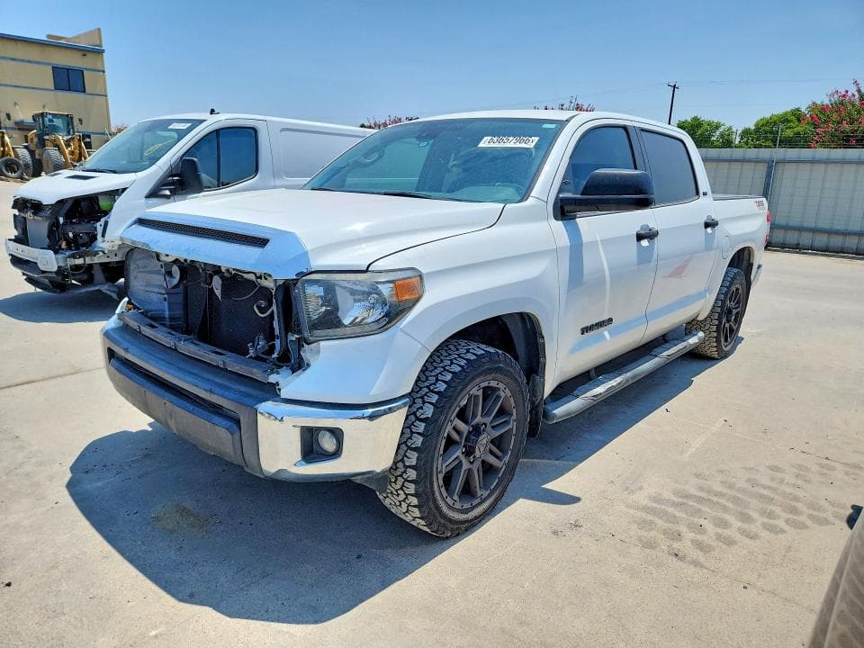 2018 TOYOTA TUNDRA CREWMAX SR5 - 1