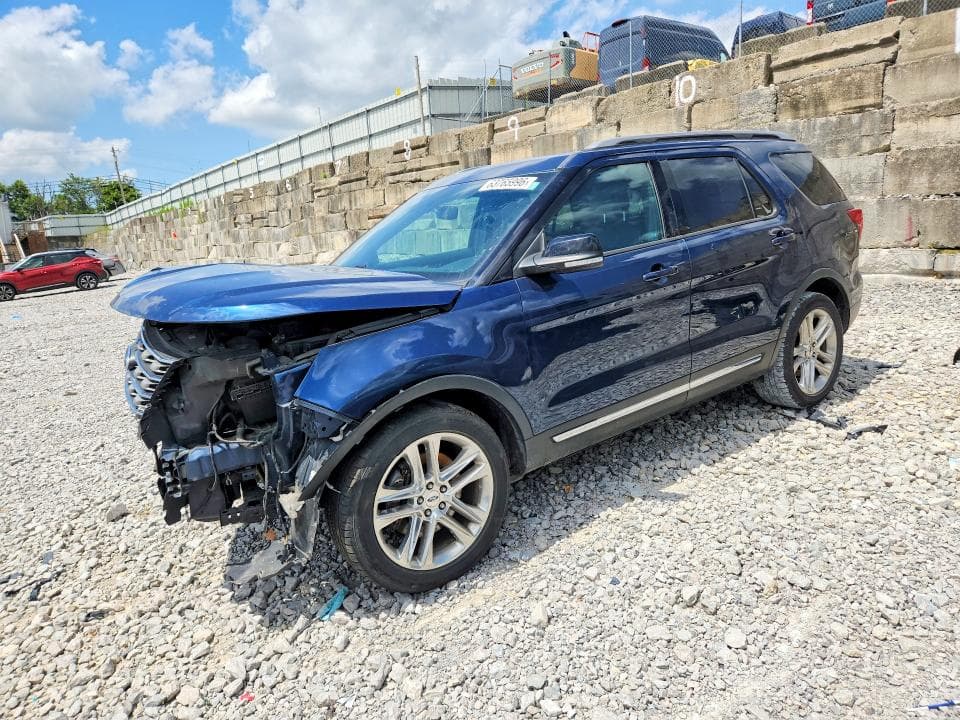2017 FORD EXPLORER XLT - 1