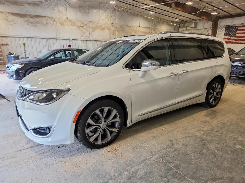 2017 CHRYSLER PACIFICA LIMITED - 1
