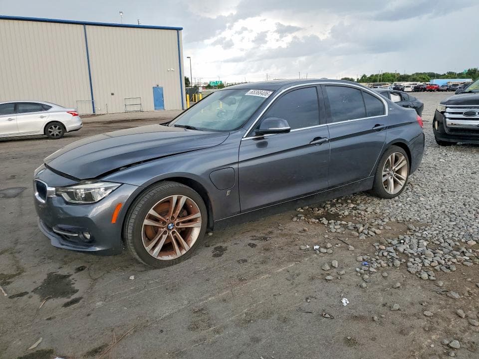 2018 BMW 330E - 1