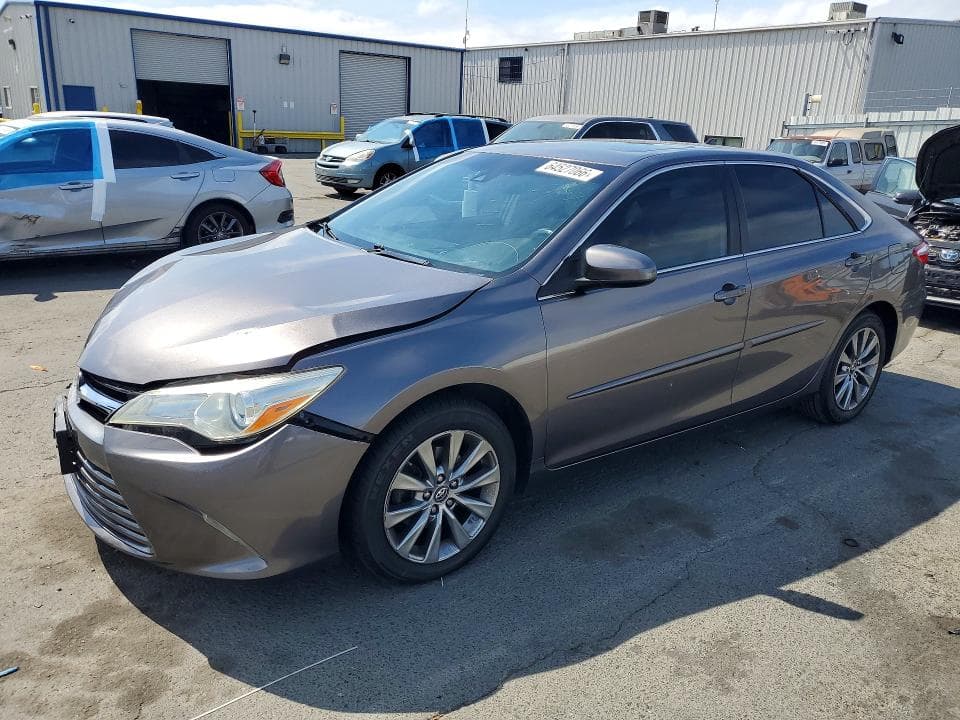 2017 TOYOTA CAMRY XLE - 1