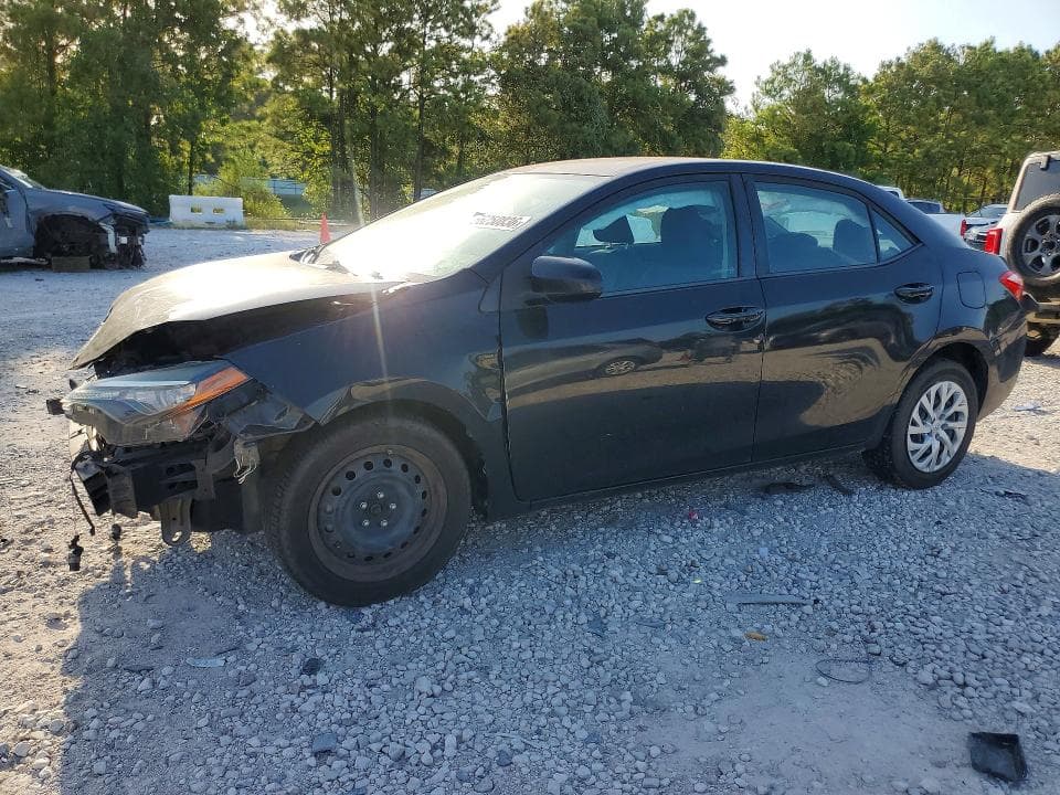 2017 TOYOTA COROLLA LE - 1