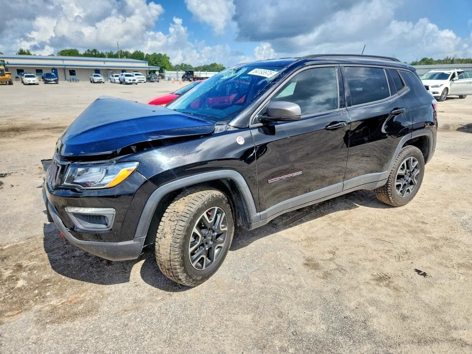 2019 JEEP COMPASS TRAILHAWK - 1