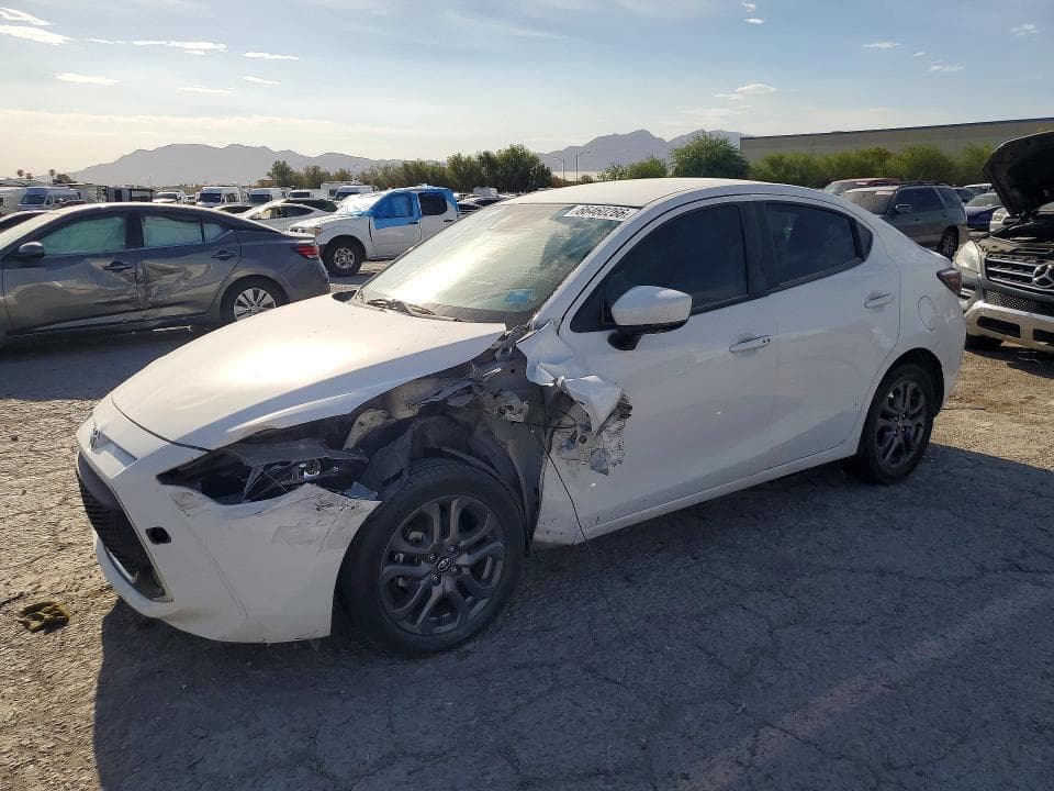 2019 TOYOTA YARIS LE - 1