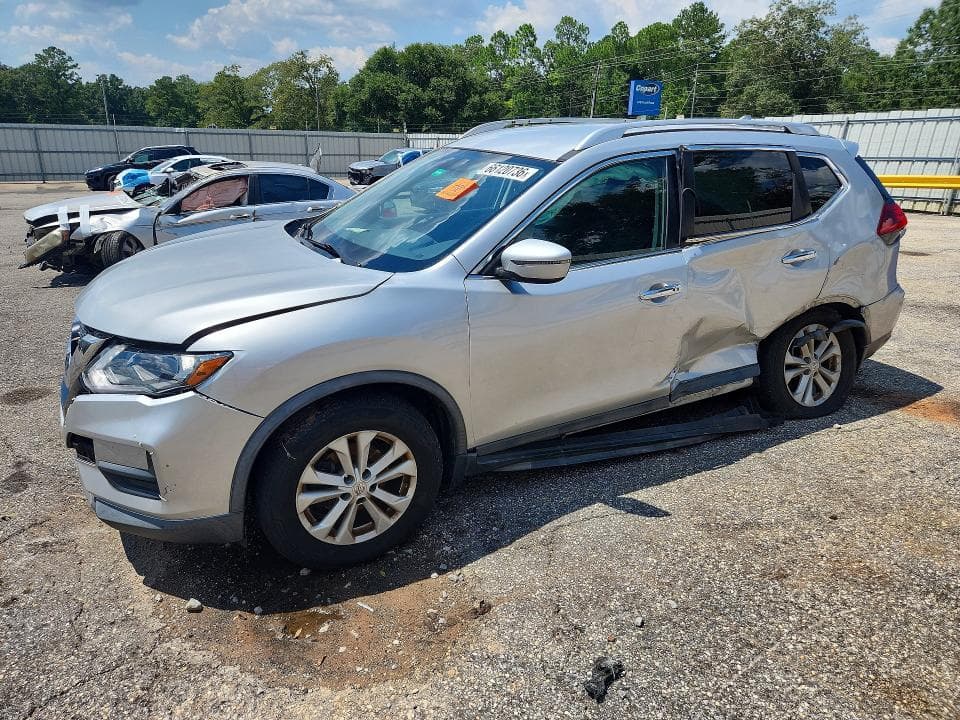 2018 NISSAN ROGUE SV - 1