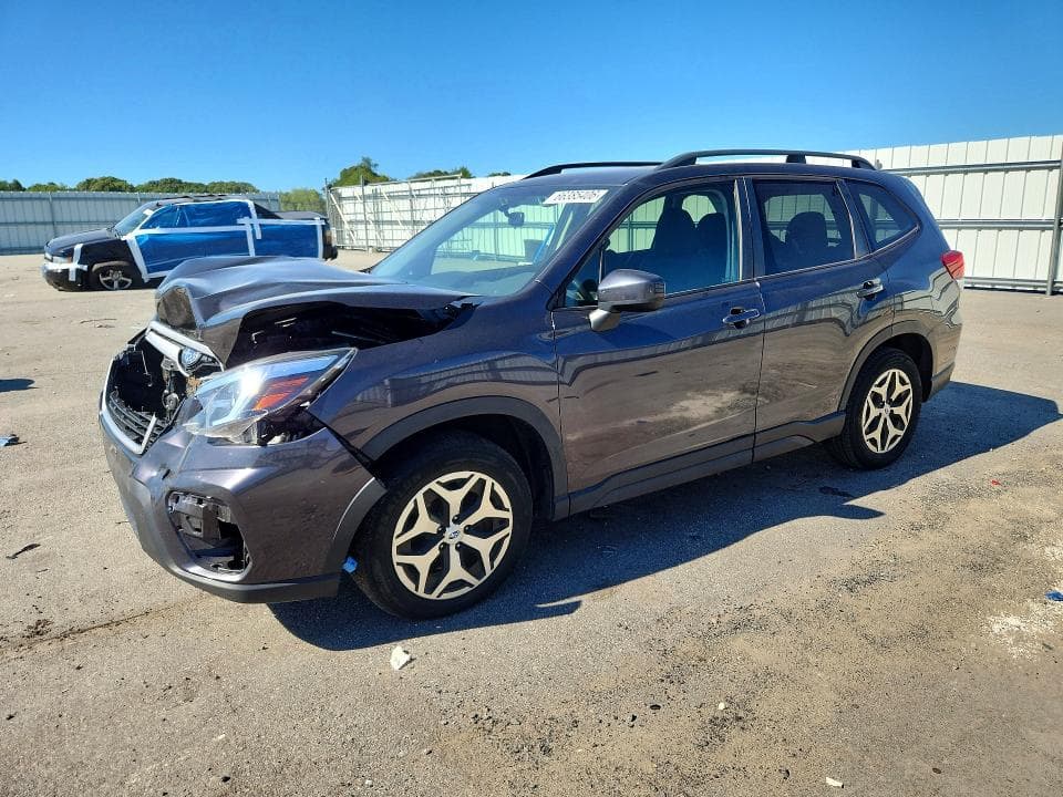2019 SUBARU FORESTER PREMIUM - 1